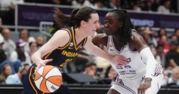 Mitchell scores 33 as Fever beat Tempo 103-85