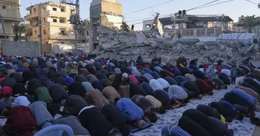 'Eid of sadness': Palestinians in Gaza mark Muslim holiday with dwindling food and no end to war