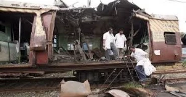 All 12 convicted in 2006 Mumbai train blasts acquitted