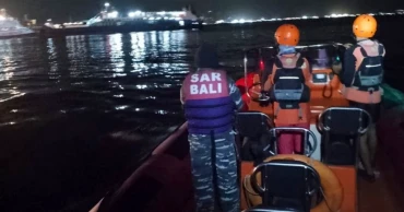 29 rescued, 32 missing after ferry sinks near Bali, Indonesia