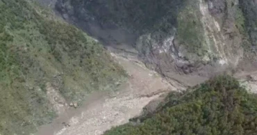 Nepal landslides, floods claim 10 lives