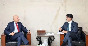 Italian Ambassador requested to resolve outstanding work visa applications at an early date