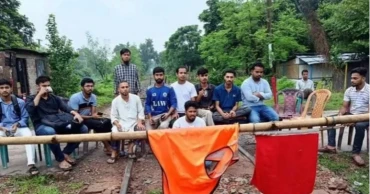 Rajshahi’s train services resume after 9 hours as RU students withdraw blockade