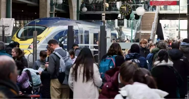 Channel Tunnel power fault fixed, but travel delays continue