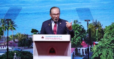 Malaysia’s Anwar urges dialogue over coercion at East Asia summit