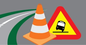 3 killed as bus hits auto-rickshaw in Chattogram