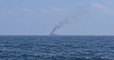 Two oil supertankers catch fire after hitting naval mines in Hormuz: IRGC