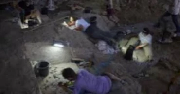 Ancient human remains in Israeli cave reveal early burial practices