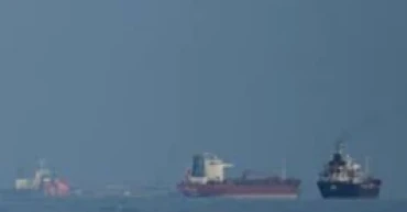 Iran warns of regional port threats as US plans blockade