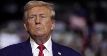 Trump says talks underway with Iranian figure, extends deadline on Strait of Hormuz standoff