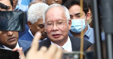 Jailed ex-Malaysian PM Najib Razak apologises for fund embezzlement scandal