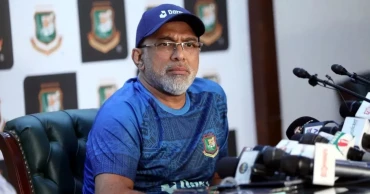 BCB suspends Hathurasingha; Simmons takes over till Champions Trophy