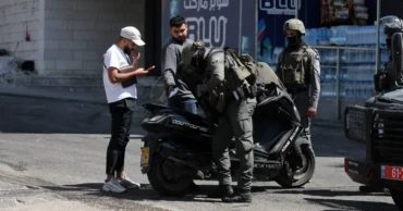 Israeli forces arrest 60 Palestinians during second day of Qalandiya refugee camp raid