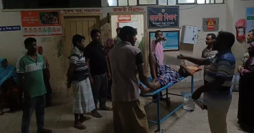 Football match dispute sparks clash, cocktail blasts in C’nawabganj