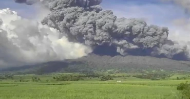 Philippine villages evacuated after major volcanic eruption