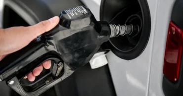 Oil prices jump in Asia as Strait of Hormuz tensions rattle markets