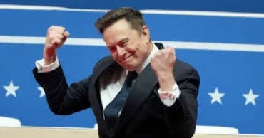 Elon Musk tops $700bn net worth milestone after Tesla pay package reinstated