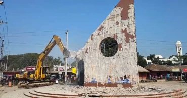 ‘Bangabandhu Swadhinota Smritistambha’ vandalised in Faridpur