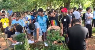 Students hold mass signature campaign on 2nd day of CUET shutdown