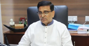 Court imposes travel ban on Hanif, his family over corruption