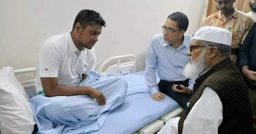 Religious Affairs Adviser visits Student Coordinator Hasnat Abdullah at CMH