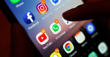 Australia imposes world’s first ban on social media for under-16