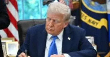 Trump signs order imposing $100K annual fee for H-1B Visas, unveils $1M "Gold Card" visa