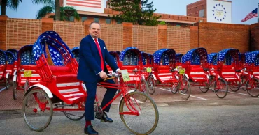 Red, white and blue rickshaws roll out to mark America’s 250 years