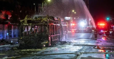 Los Angeles sees bus burned, store thefts after baseball match final
