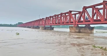 Northern Bangladesh faces early flood threat after record rainfall
