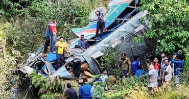 Landslide in northern India hits bus, kills at least 15