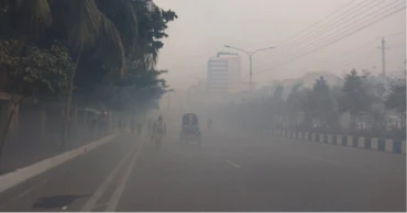 Dhaka enveloped in dense fog as winter deepens across Bangladesh