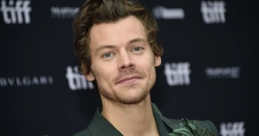 Singer Harry Styles achieves sub-3 finish at Berlin Marathon