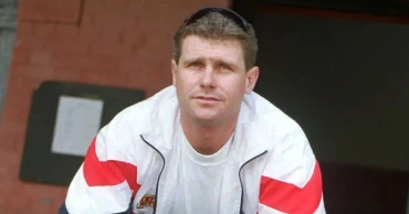 Former England cricket star Robin Smith dies at 62