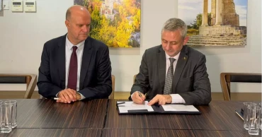 Committed to supporting Rohingyas, host communities: EU Ambassador Miller