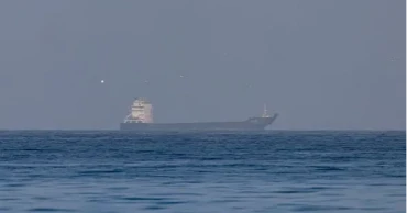 Iran claims Hormuz control, law says shared waterway