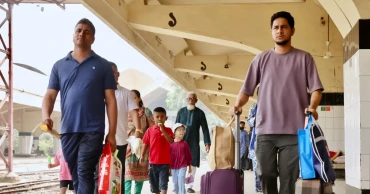 The Tracks of Longing: A Story of Homecoming and Sacrifice at Kamalapur