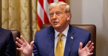 Trump threatens Brazil with steep tariff, demands end to Bolsonaro trial