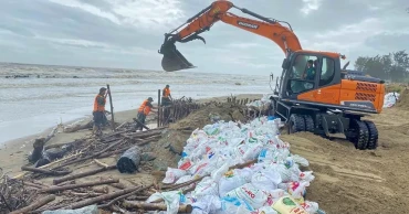 Vietnam evacuates thousands as Typhoon Bualoi nears, airports closed