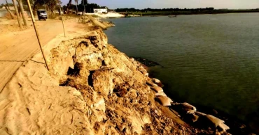 Kushiyara River’s slow bite threatens key road in Sunamganj