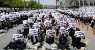 Samsung faces strike after pay talks with union fall apart