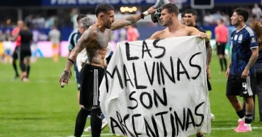 UK calls on FIFA to investigate Argentina over Falklands banner at World Cup