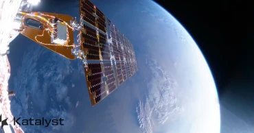 Rescue spacecraft approaches NASA telescope but cannot save it
