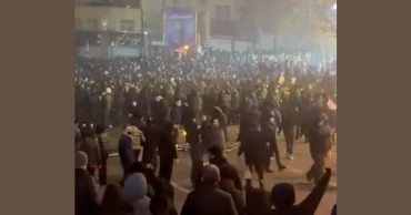 Iran cuts global communications as protests mount