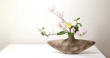 Centuries-old Japanese art of ikebana attracts those seeking calm