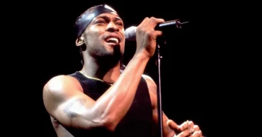 R&B star D’Angelo dies at 51
