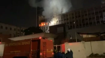 Huge fire engulfs Secretariat's Building No.7