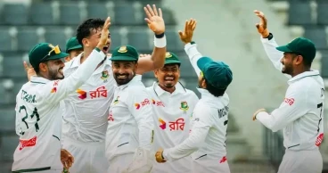 Taskin, Miraz lead dominant morning surge as Pakistan slump to 96-4