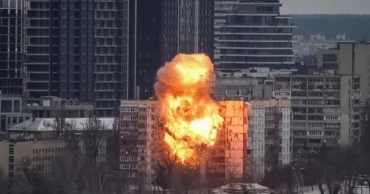 Poland scrambles jets after Russian strikes hit Kyiv