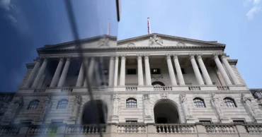 Bank of England holds interest rate at 4% as inflation stays high